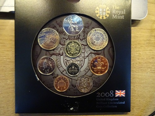2008 the royal mint annual - royal,