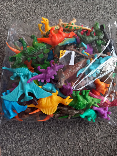 Mixed plastic dinosaur - plastic,