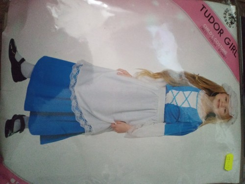 Tudor girl costume age - tudor,