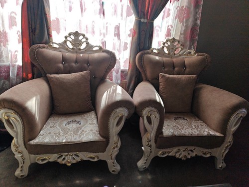 Two single chairs coffee - two,