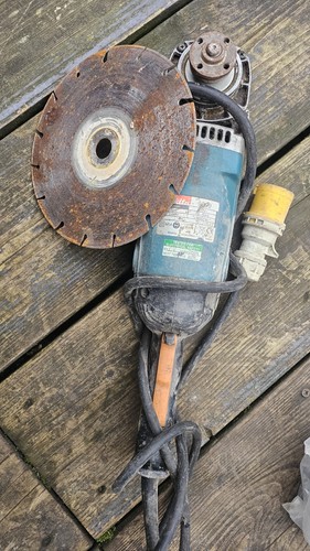Makita 9069 angle grinder - makita,