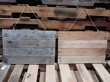 Reclaimed Pallet Wood Signs