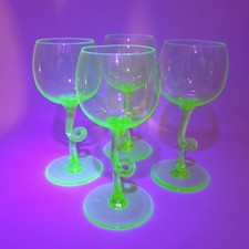 Vintage Uranium Twist Stem Art