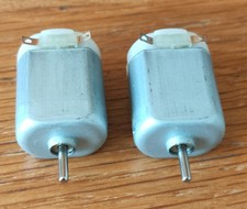 2 x Small Hobby Motors 3 volts DC for Model Cars, Planes & Boats