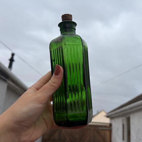 Antique emerald green ribbed - emerald,