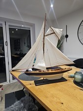 Model Vintage Yacht Boat