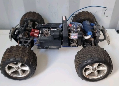 Traxxas revo rc remote - traxxas,