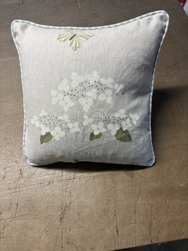 Susie watson embroidered - watson, 18”