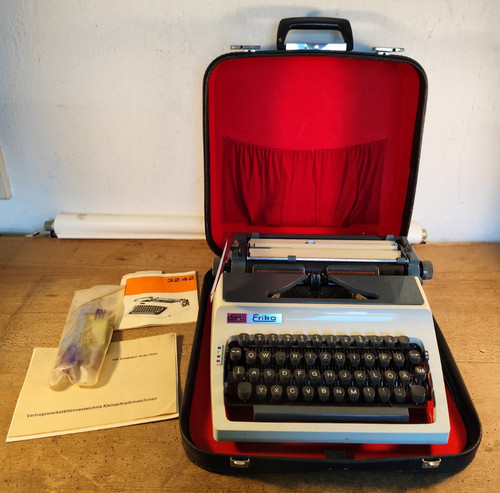 Ddr travel typewriter erika - typewriter,