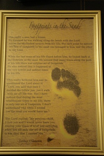 Footprints the sand - footprints, in