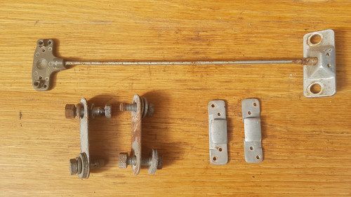 Midget hood fastening catch - midget,