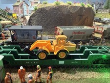 Triang Hornby 00 Gauge Trestrol Well Wagon and Construction Crane