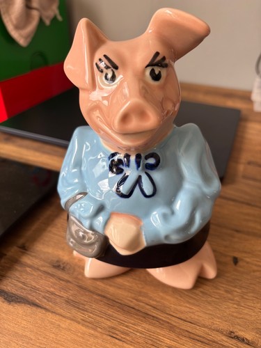 Natwest pig lady hilary - pig, piggy