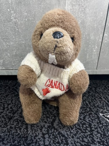 Canadian duty free - free, beaver