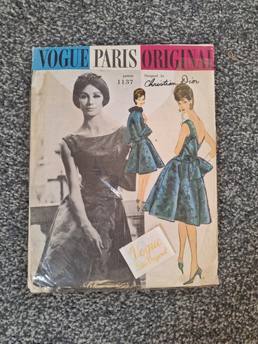 Rare vintage vogue paris - vintage,