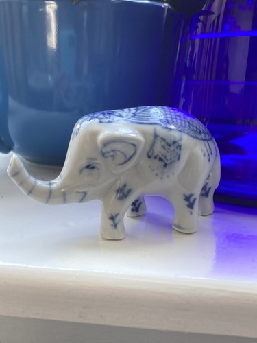 Blue and white porcelain - blue,