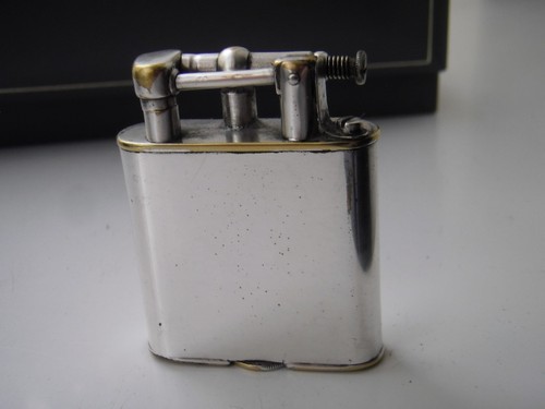 Dunhill lighter size - lighter,b, 1926