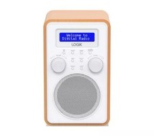 Logik L60DAB25 Portable DAB+/FM Radio White & Woodgrain