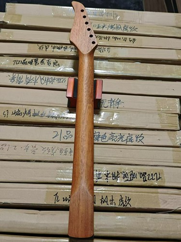 Stainless 22fret mahogany - stainless,