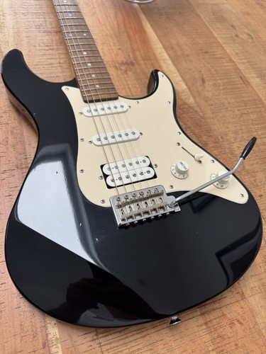 Yamaha pacifica electric - yamaha,