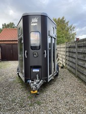 Ifor Williams HB506 Horse Trailer Graphite