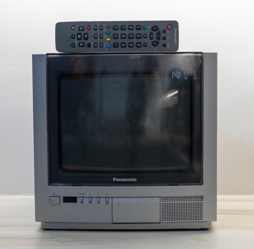 Panasonic g10 genius - genius, 10"