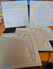 LEGO SPACE LEGO BASE BOARDS, 1 LANDING PAD, 1 T-JUNCTION AND 3 MOON CRATER BOARD