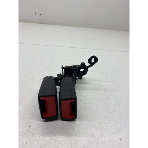 Volkswagen golf seat belt - seat,