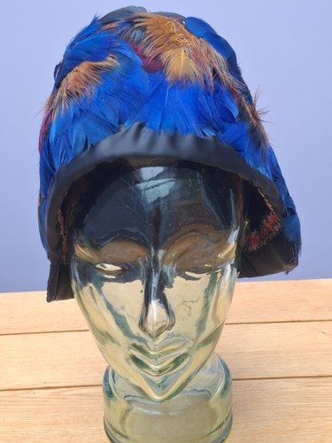 Vintage cloche hat - , with