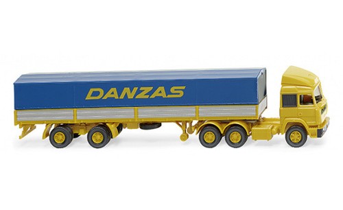Flatbed semi truck - semi-truck, (iveco)