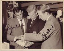 Bobby Charlton + Bobby Robson SIGNED Original 1962 PressPhoto