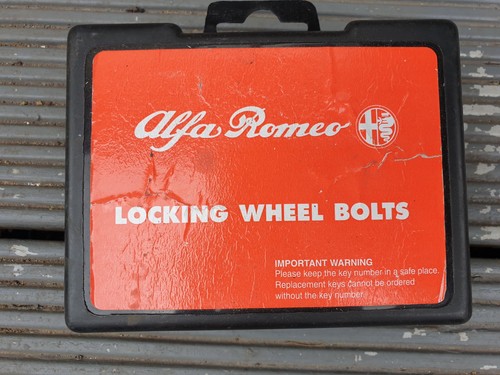 Locking wheel nuts for - locking,