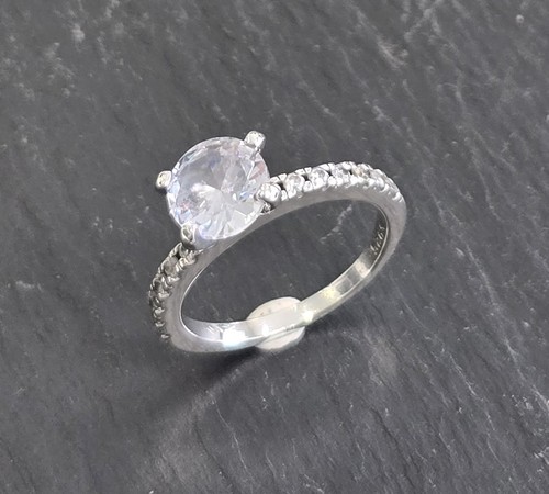 Sterling silver solitaire - sterling,