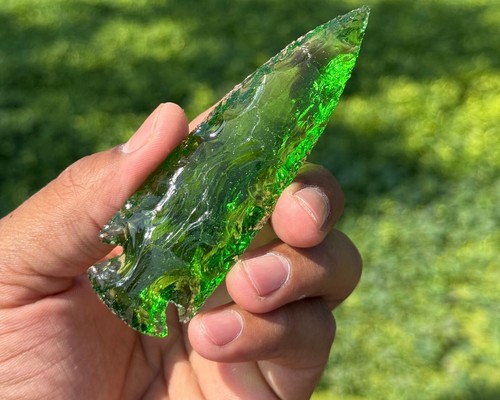 Rare green obsidian - 5.5–6",