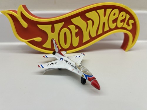Toy aeroplane thunderbird - toy, f-16