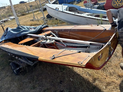505 sailing dinghy - 505,