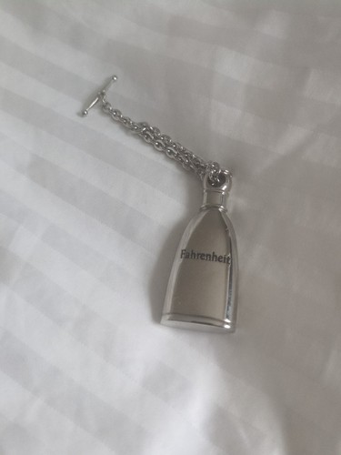 Christian dior key ring - christian,