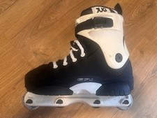 Razor Genesys GT skates G7.1 (2010) including pads. See images 