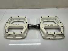 Dmr V12 Pedals White Mtb Platform Flat
