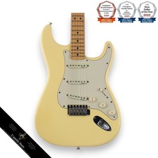 Fender Artist Series Yngwie Malmsteen Stratocaster Vintage White Guitar