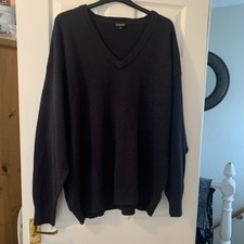 Pegasus Men’s V Neck  navy