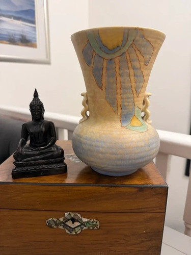 Crown devon hand - crown, vase