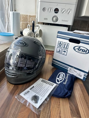 Arai quantic size medium full - size,