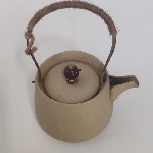 Ceramic tea pot pint - pot, matte