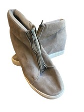 womens Size 8M COCONUTS BY