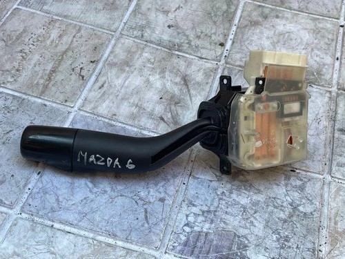 Mazda sedan turn - 6,