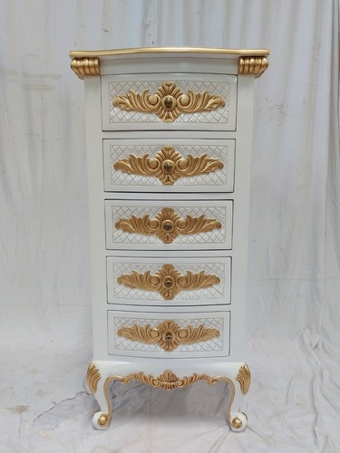 Royal louis style - royal, of