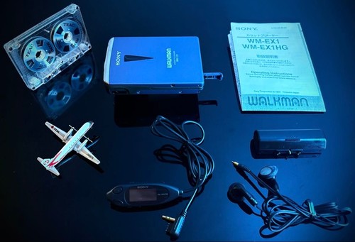 Sony walkman cassette - walkman, player