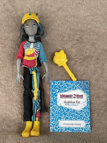 Monster high doll neighthan - monster,