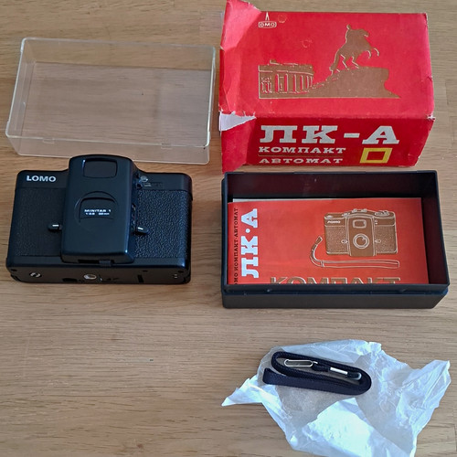 Lomo 35mm compact camera - lomo,